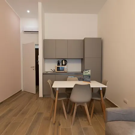 Hotiday Ogr 公寓式酒店 都灵